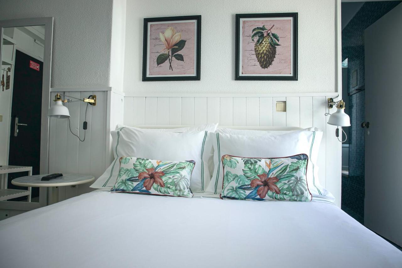 Vinnus Guesthouse Ericeira Exterior photo